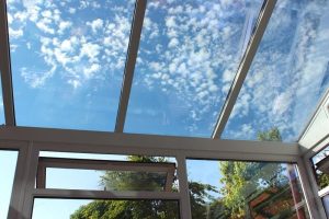 سقف پلی کربنات شفاف